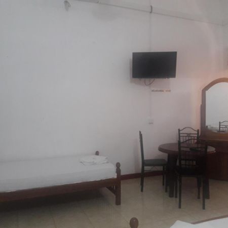 ג'פנה Hotel Blue Whale מראה חיצוני תמונה