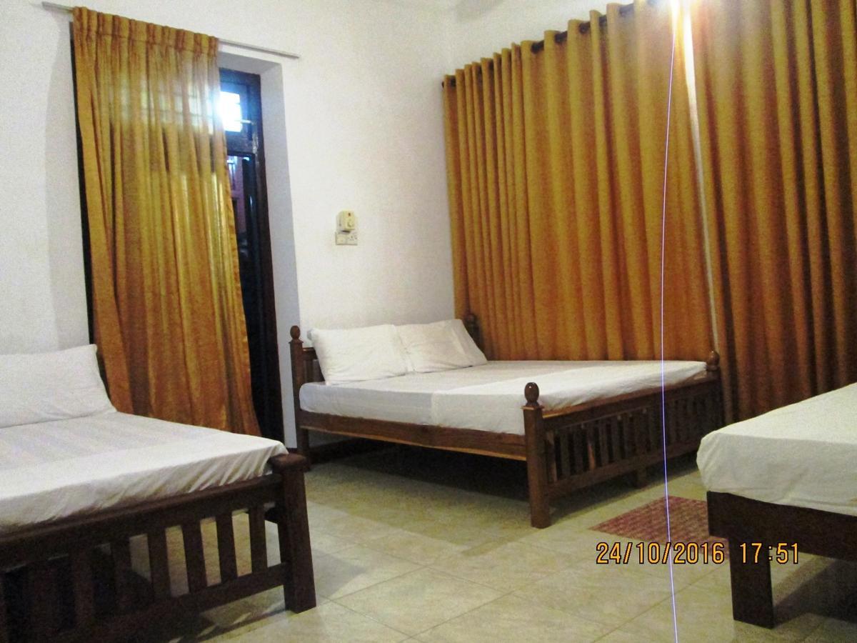 ג'פנה Hotel Blue Whale מראה חיצוני תמונה