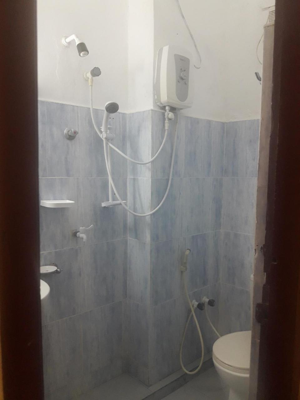 ג'פנה Hotel Blue Whale מראה חיצוני תמונה