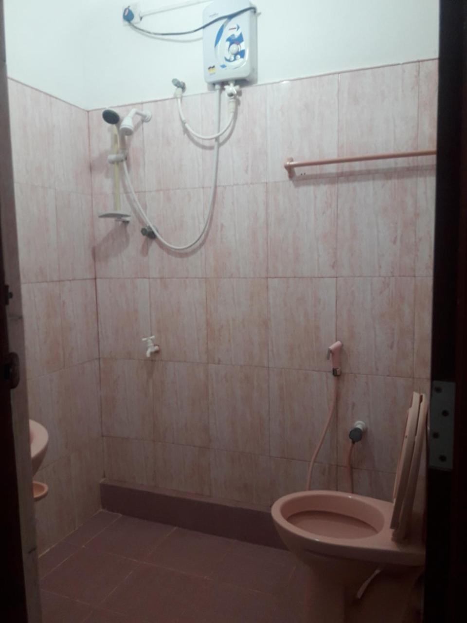 ג'פנה Hotel Blue Whale מראה חיצוני תמונה